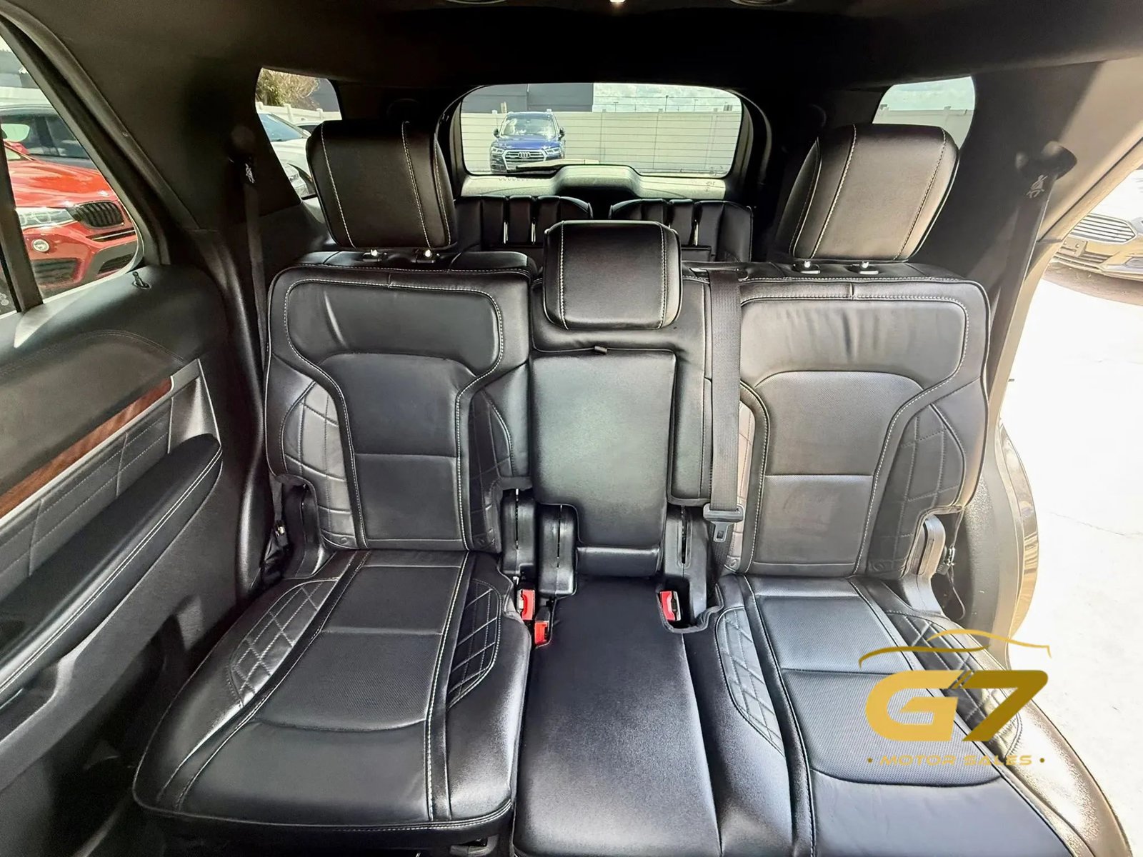 Used 2018 Ford Explorer Platinum AWD/4WD image 13