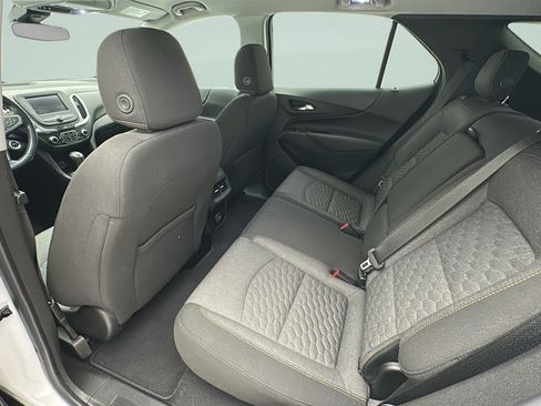 Used 2020 Chevrolet Equinox LT AWD/4WD image 10
