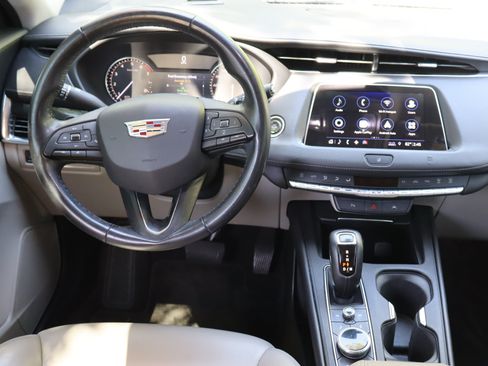 Used 2019 Cadillac XT4 Premium Luxury w/ Driver Assist Package FWD image 15