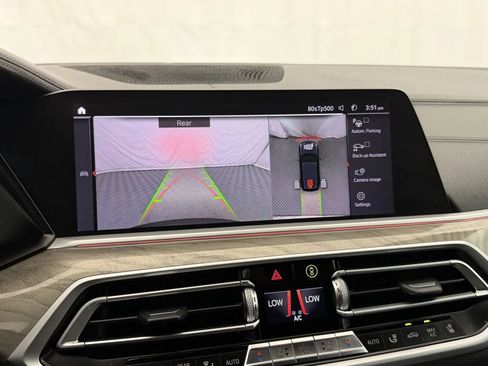 Used 2021 BMW X5 M50i w/ Executive Package AWD/4WD image 25