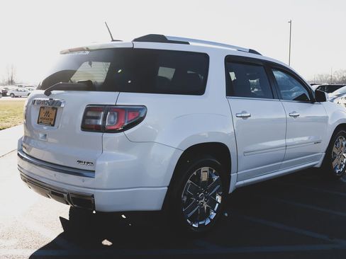 Used 2016 GMC Acadia Denali image 32