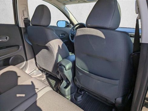 Used 2022 Honda HR-V LX image 28