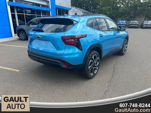 New 2025 Chevrolet Trax RS w/ Driver Confidence Package image 3