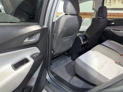 Used 2020 Chevrolet Equinox LS image 22