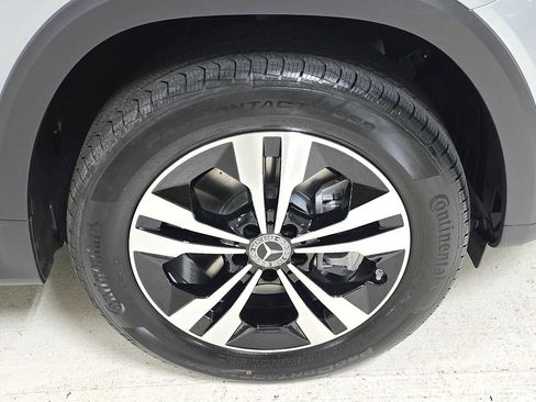 New 2026 Mercedes-Benz GLB 250 4MATIC image 9