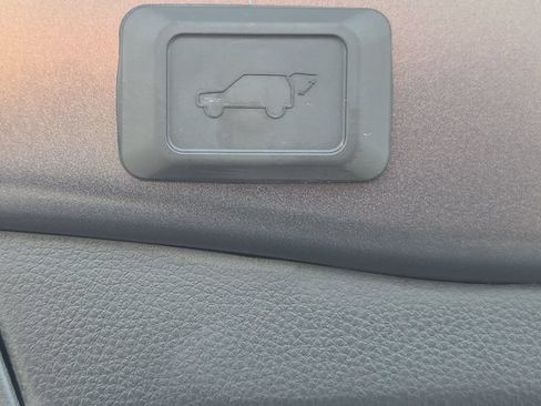 Certified 2025 Toyota RAV4 XLE w/ Convenience Package AWD/4WD image 14