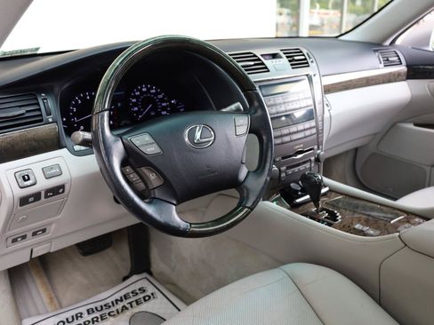 Used 2008 Lexus LS 460 RWD image 13