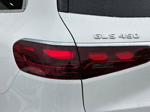 Certified 2025 Mercedes-Benz GLS 450 GLS 450 4MATICﾮ image 35