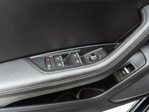 Used 2019 Audi S4 Prestige w/ Prestige Package image 17