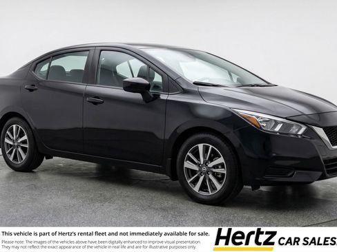 Used 2025 Nissan Versa SV image 1