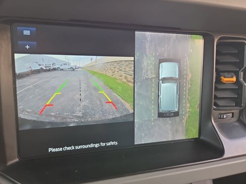 Used 2022 Ford Bronco Badlands w/ Sasquatch Package image 38