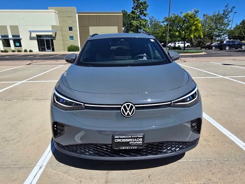 Used 2024 Volkswagen ID.4 2WD image 9