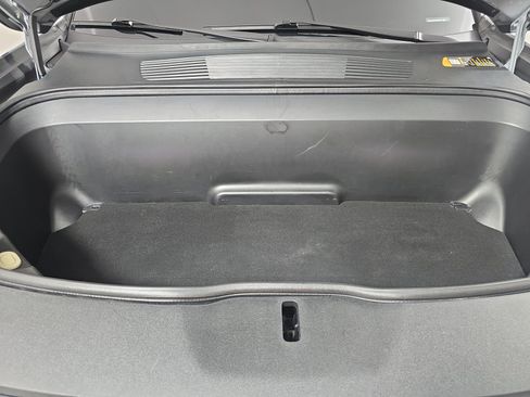 Used 2024 Rivian R1S Adventure AWD/4WD image 14