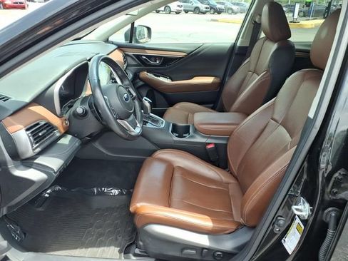 Used 2022 Subaru Outback Touring XT AWD/4WD image 4