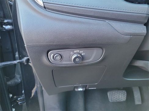 Used 2024 Buick Encore GX Sport Touring image 16