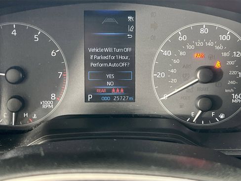 Used 2023 Toyota Corolla Cross LE image 12