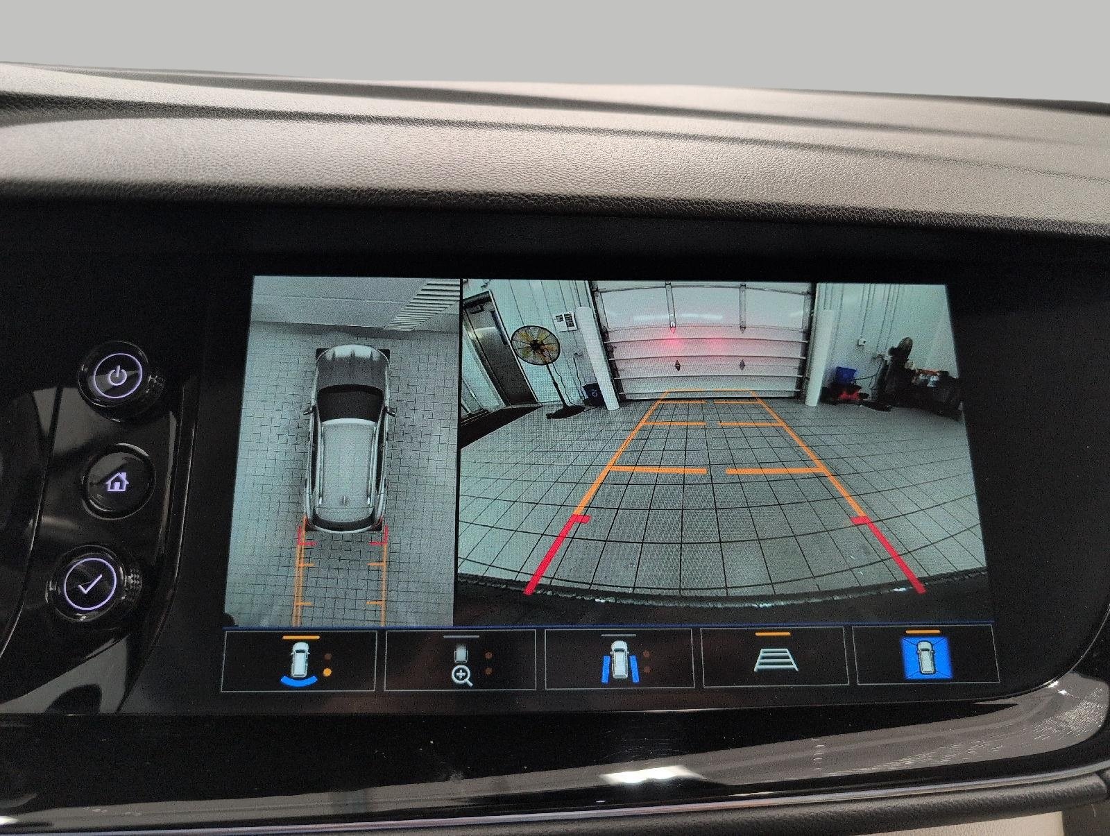 Used 2023 Buick Envision Avenir AWD/4WD image 14