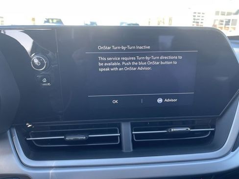 Used 2024 Chevrolet Trax RS w/ Sunroof Package image 20