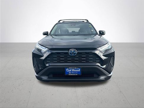 Used 2024 Toyota RAV4 LE AWD/4WD image 3