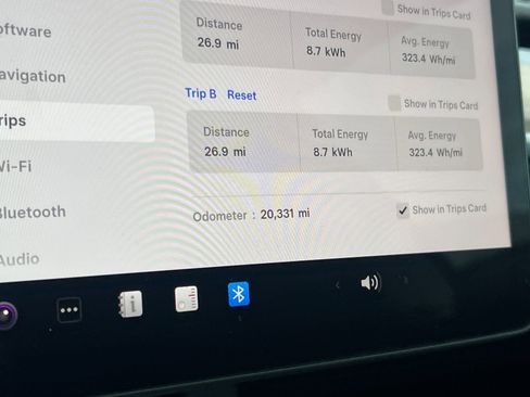 Used 2023 Tesla Model 3 Standard Range image 25