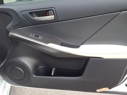 Used 2021 Lexus IS 350 F Sport RWD image 14