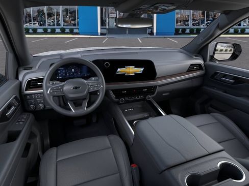New 2026 Chevrolet Suburban Z71 w/ Comfort Package AWD/4WD image 15
