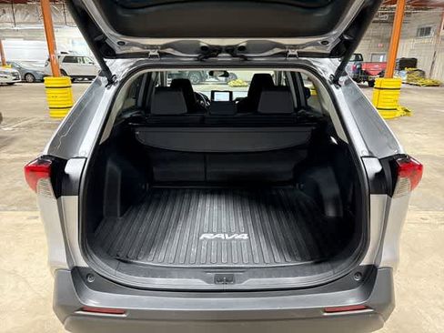 Used 2025 Toyota RAV4 XLE w/ Convenience Package image 21