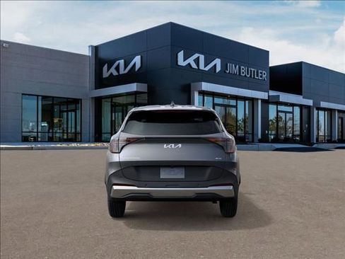 New 2026 Kia Sportage LX FWD image 5