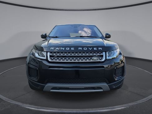 Used 2018 Land Rover Range Rover Evoque SE AWD/4WD image 3