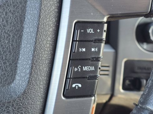 Used 2014 Ford F150 Limited image 29