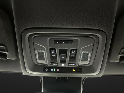 Used 2022 Chevrolet Silverado 1500 LT Trail Boss image 28