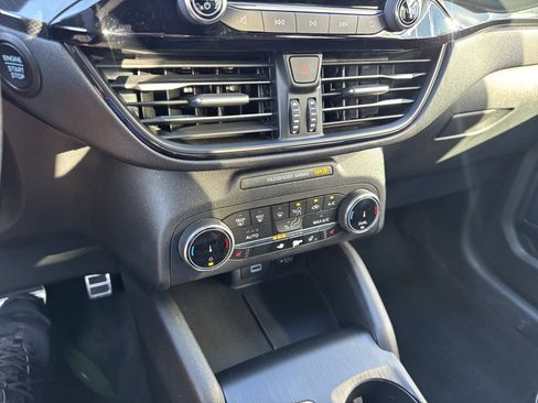 Used 2023 Ford Escape ST-Line image 29