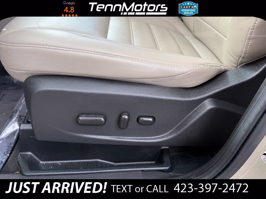 Used 2017 Ford Escape Titanium AWD/4WD image 11