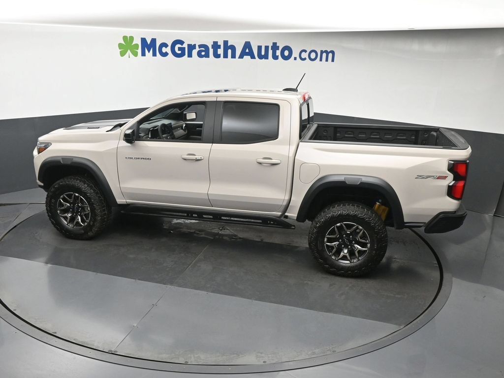 New 2026 Chevrolet Colorado ZR2 AWD/4WD image 24