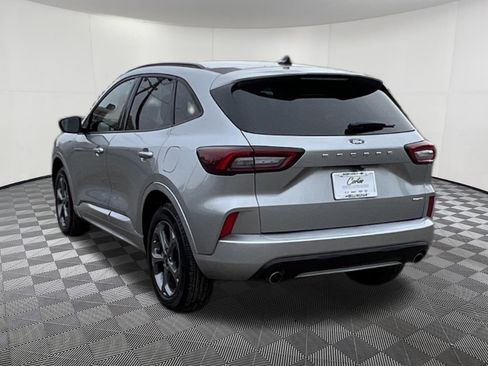 Used 2024 Ford Escape ST-Line image 4