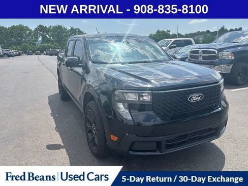 Used 2025 Ford Maverick XLT w/ Black Appearance Package AWD/4WD image 3