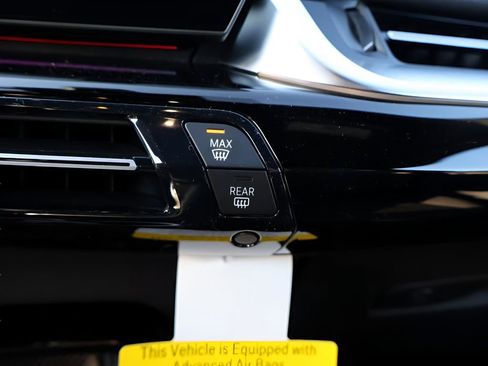 Certified 2025 BMW X2 xDrive28i w/ Technology Package image 32