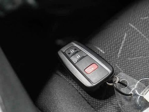 Certified 2023 Toyota RAV4 XLE image 28