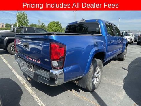 Used 2018 Toyota Tacoma SR5 AWD/4WD image 5