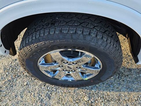 New 2025 Ford Ranger Lariat w/ Chrome Accent Package AWD/4WD image 14