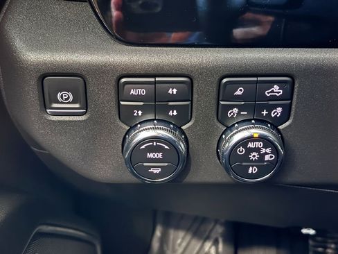 Certified 2023 GMC Sierra 1500 SLT w/ SLT Premium Package image 22