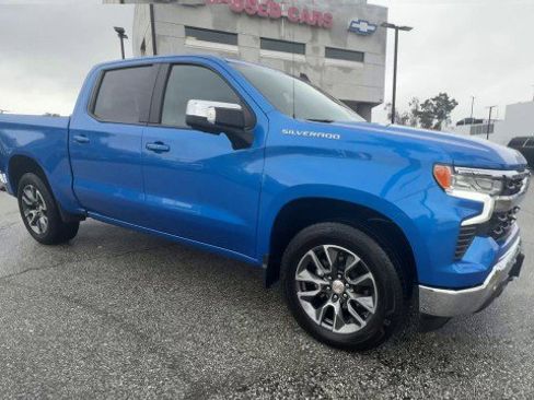 Used 2025 Chevrolet Silverado 1500 LT w/ Safety Package image 2