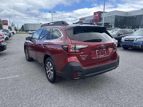 Used 2022 Subaru Outback Premium AWD/4WD image 18