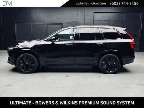Used 2024 Volvo XC90 T8 Ultimate AWD/4WD image 4
