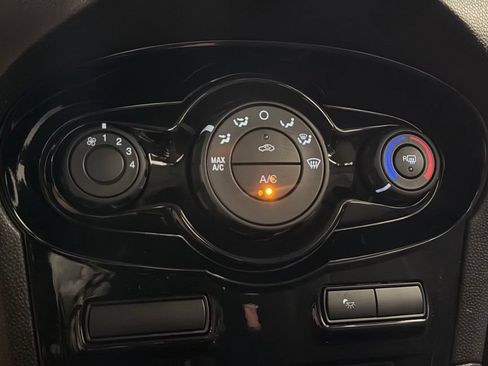 Used 2019 Ford Fiesta SE w/ Equipment Group 201A FWD image 20