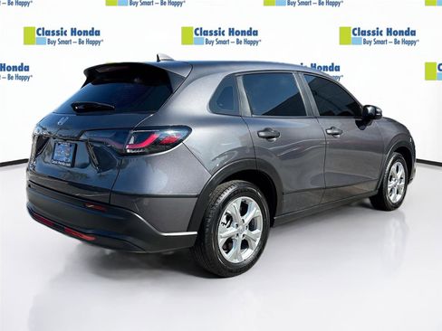 Certified 2023 Honda HR-V LX image 8