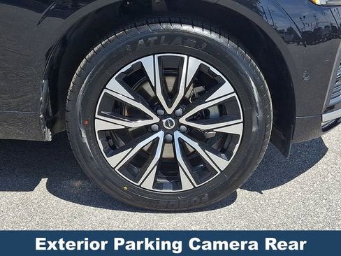 Used 2023 Volvo XC60 B5 Plus AWD/4WD image 10