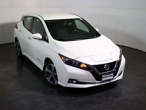 Used 2019 Nissan Leaf SV image 7