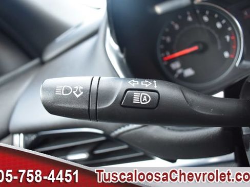 Used 2023 Chevrolet Traverse LT FWD image 34
