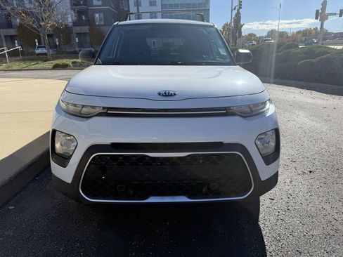 Used 2021 Kia Soul LX image 14